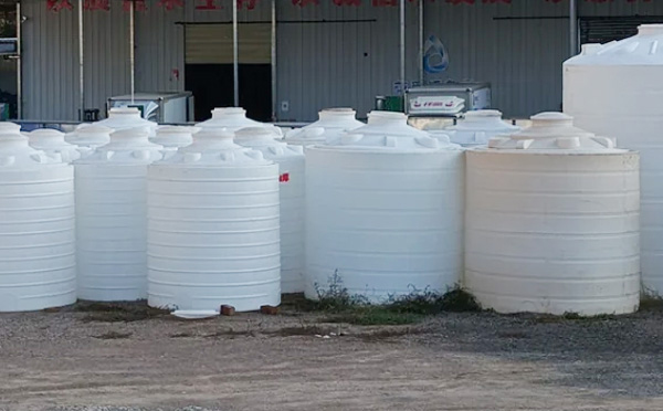 现代物流储存的基石：乌鲁木齐塑料桶批发采购决策与行业应用全景解析